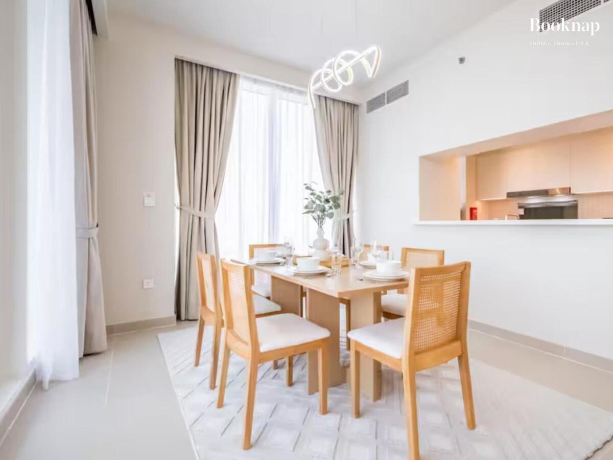 Apartment Lavish 3br With Assistant In Habour Gate Tower Dubai