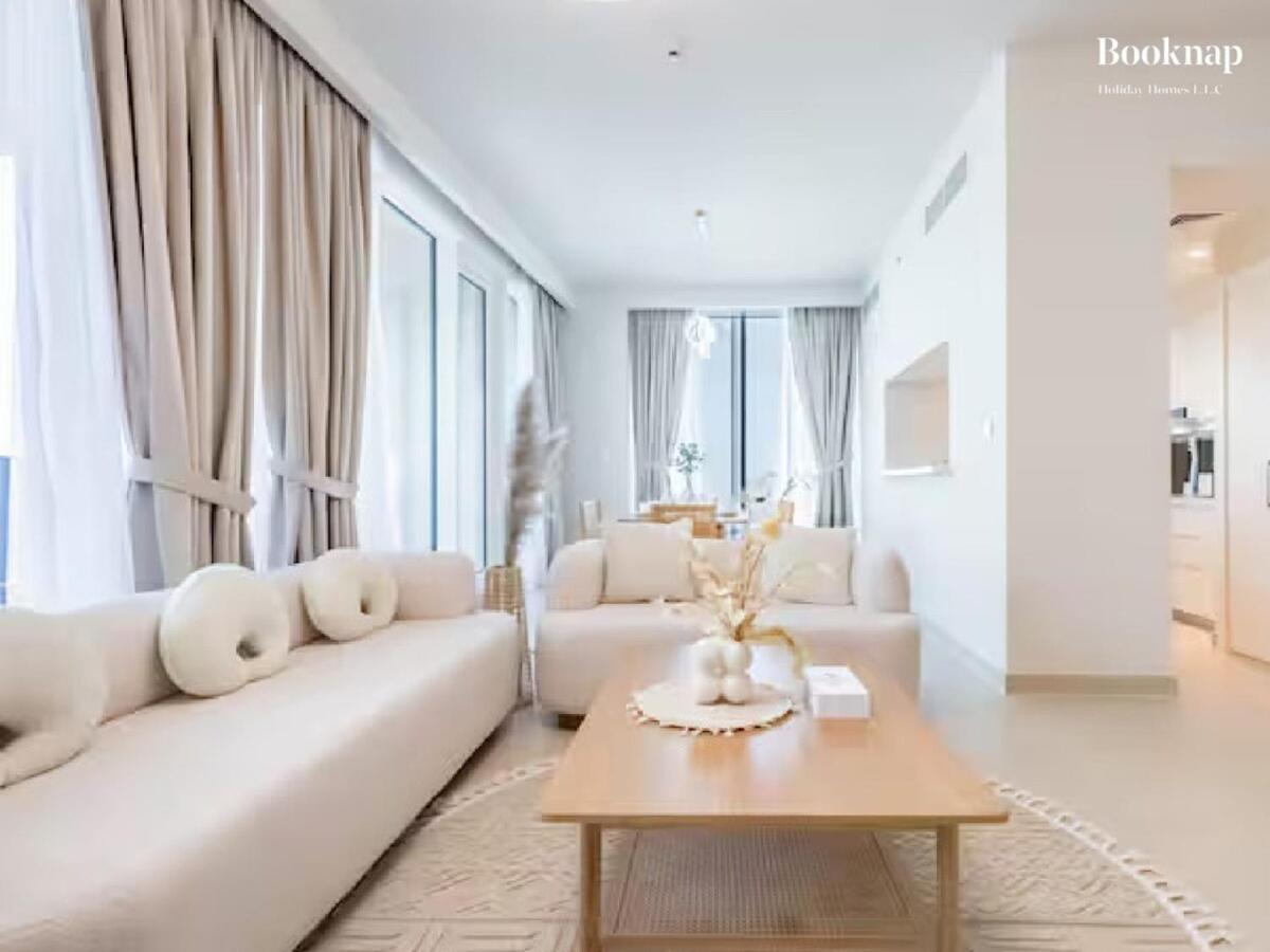 Lavish 3br With Assistant In Habour Gate Tower *
