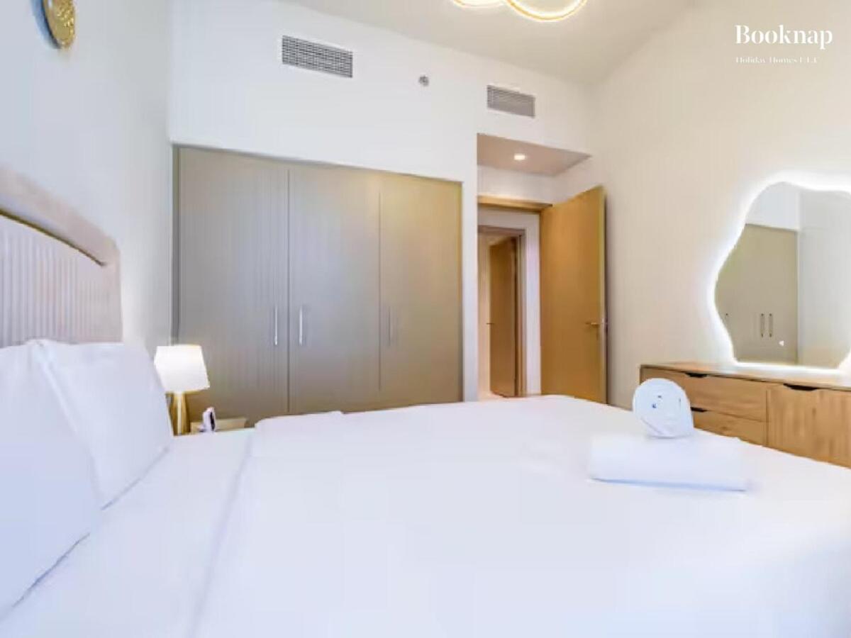 Lavish 3br With Assistant In Habour Gate Tower * Dubai