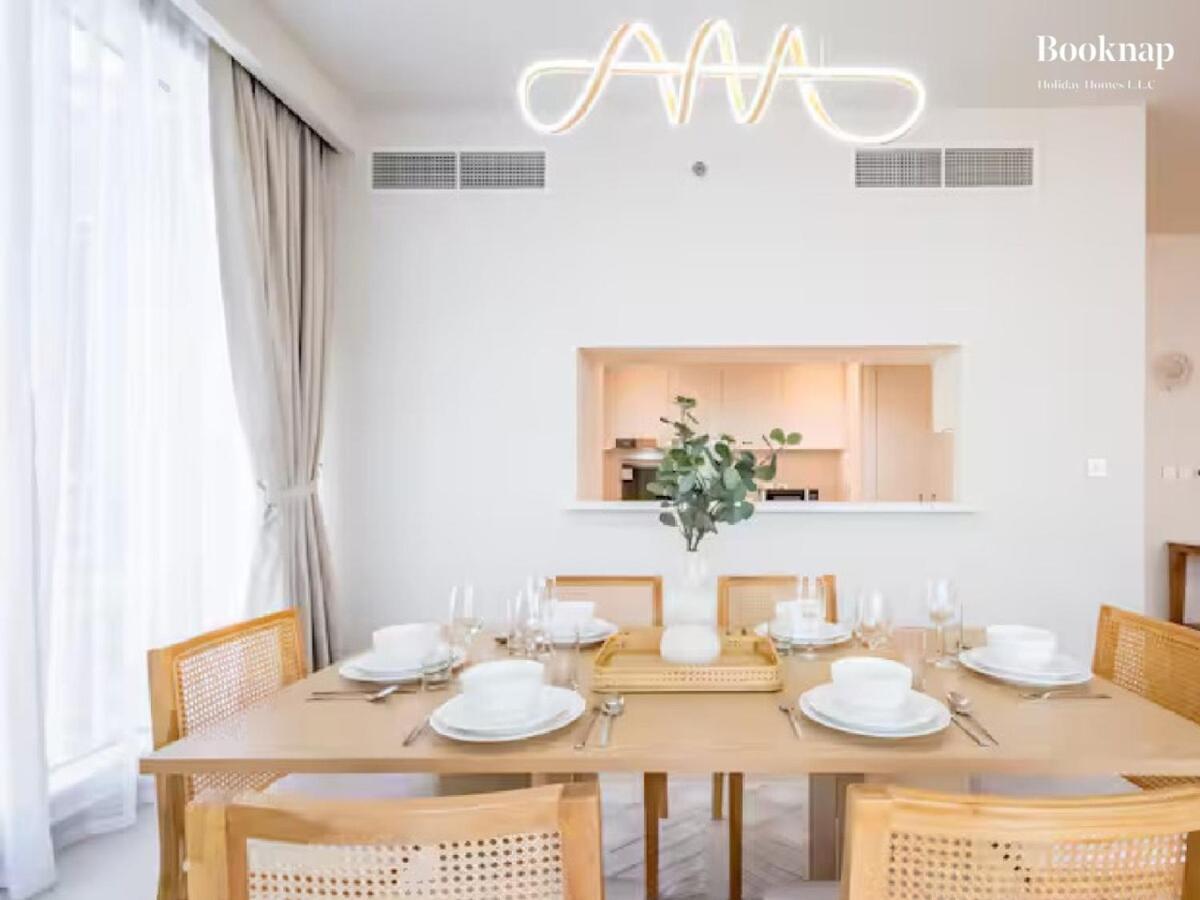 Apartment Lavish 3br With Assistant In Habour Gate Tower Dubai