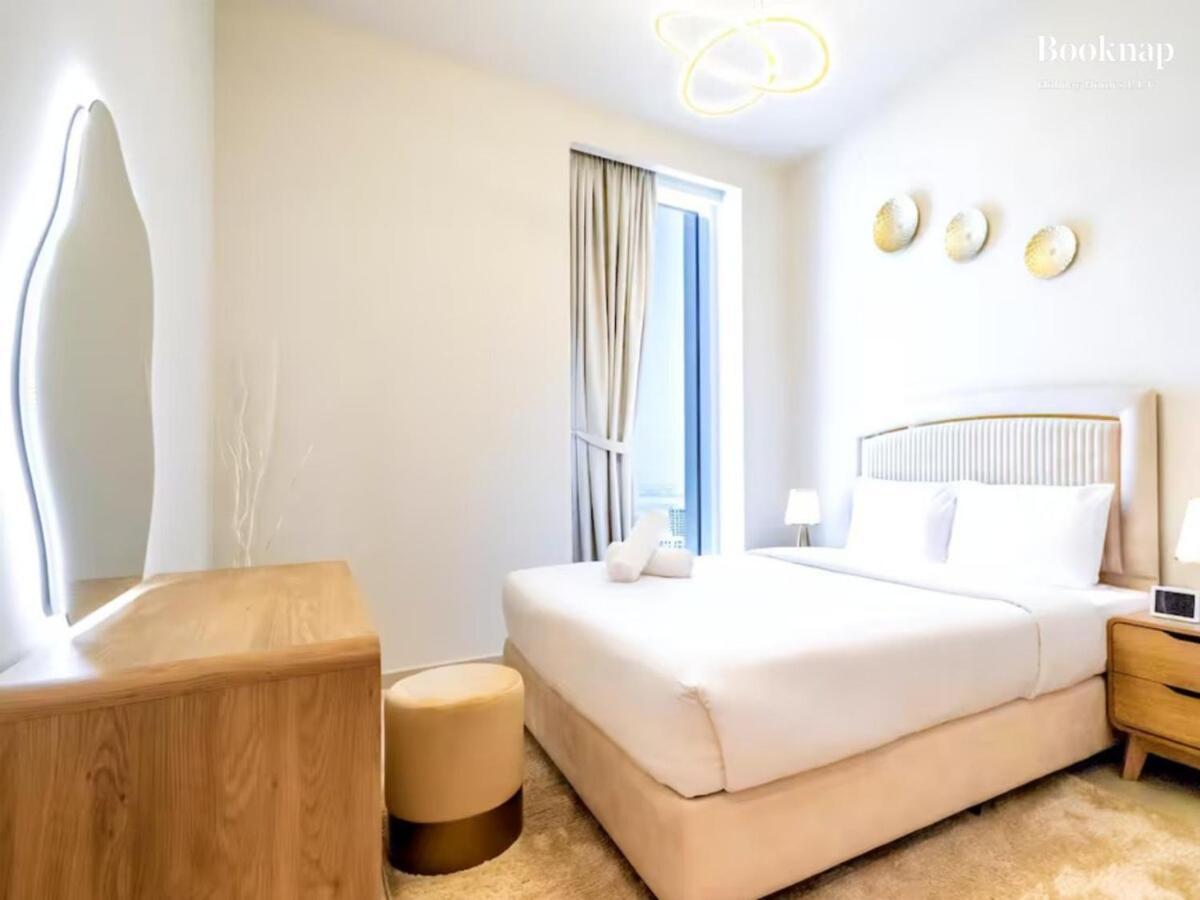 Lavish 3br With Assistant In Habour Gate Tower Dubai