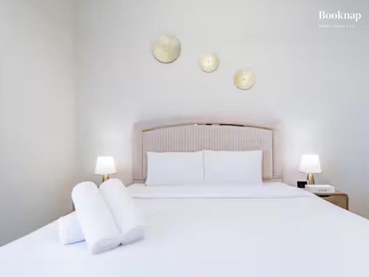Apartment Lavish 3br With Assistant In Habour Gate Tower Dubai