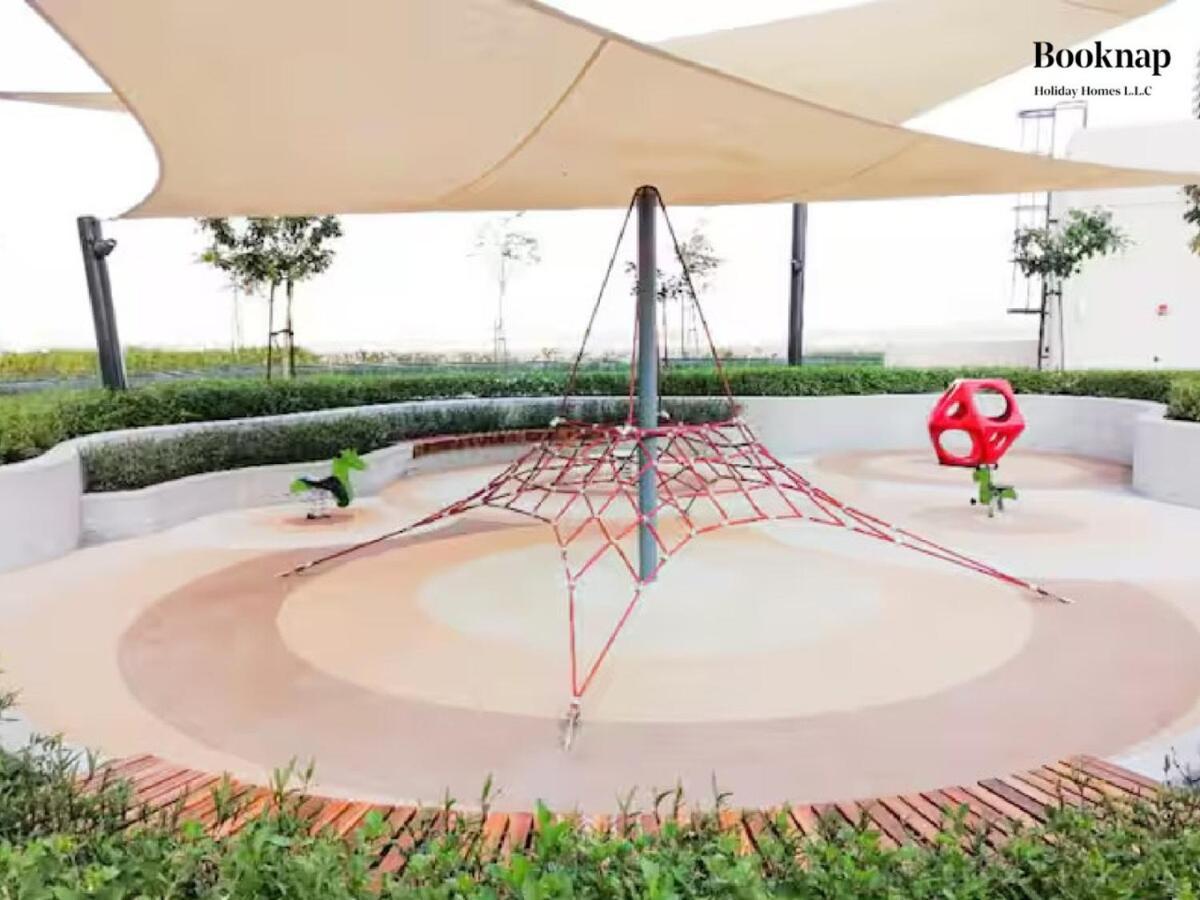 Lavish 3br With Assistant In Habour Gate Tower Dubai