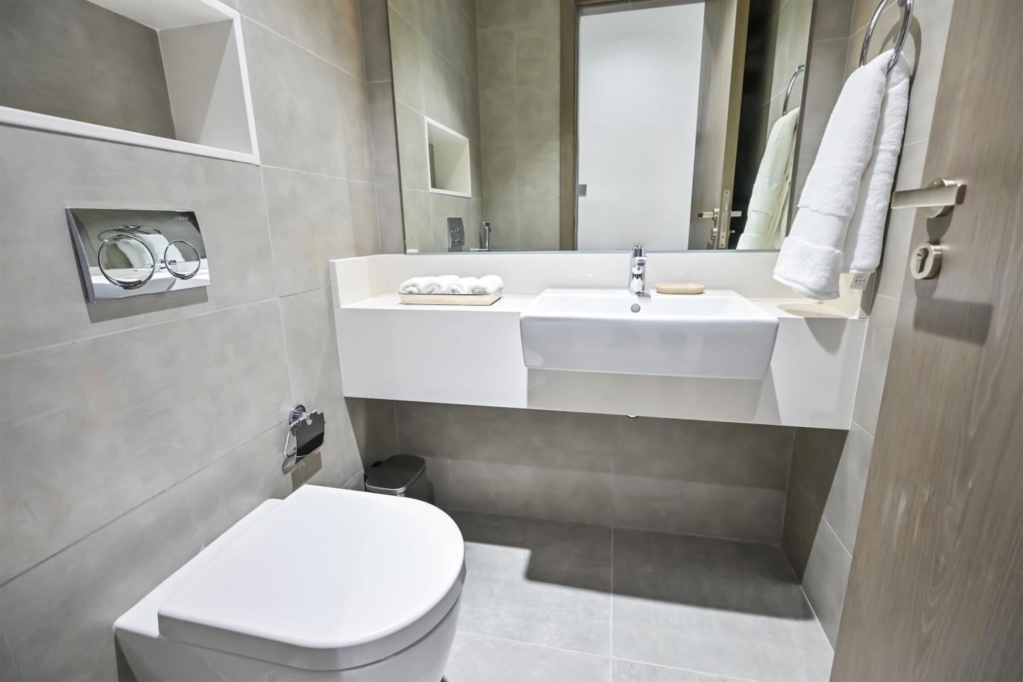 Apartment 1br Close To Crystal Lagoon In District One Meydan *