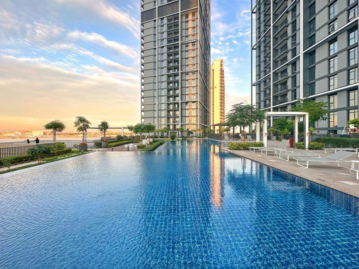Apartment First Class 2br Mesmerizing Creekfront Views