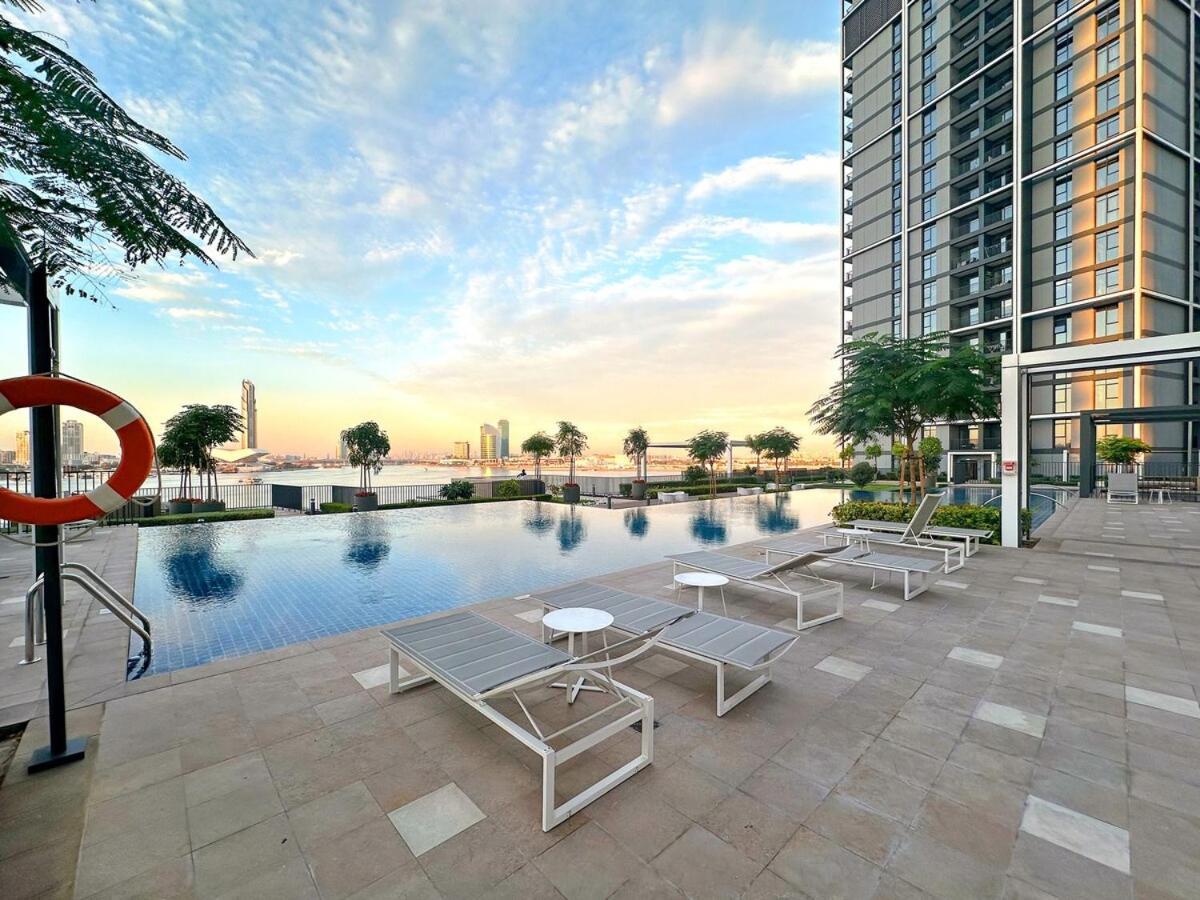 First Class 2br Mesmerizing Creekfront Views Apartment *