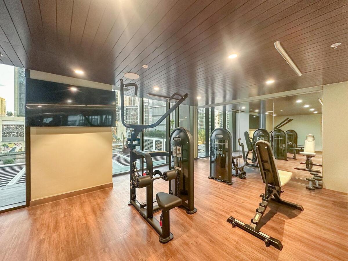 Apartment First Class 2br Mesmerizing Creekfront Views *