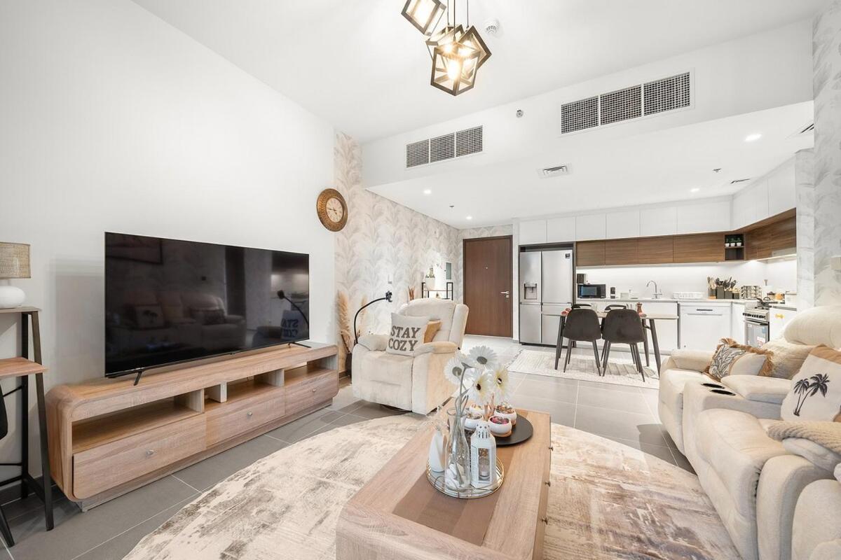 Apartment First Class 2br Mesmerizing Creekfront Views Dubai