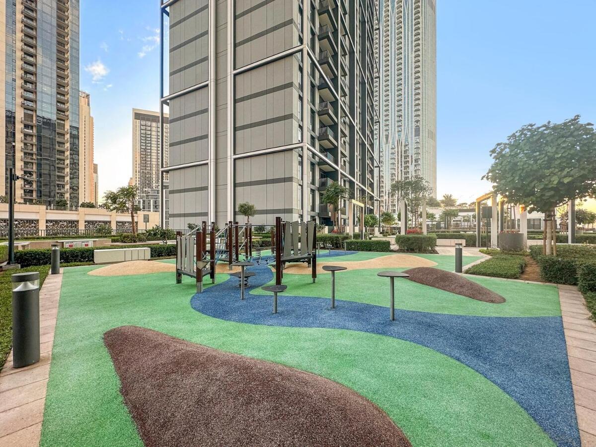 First Class 2br Mesmerizing Creekfront Views Dubai