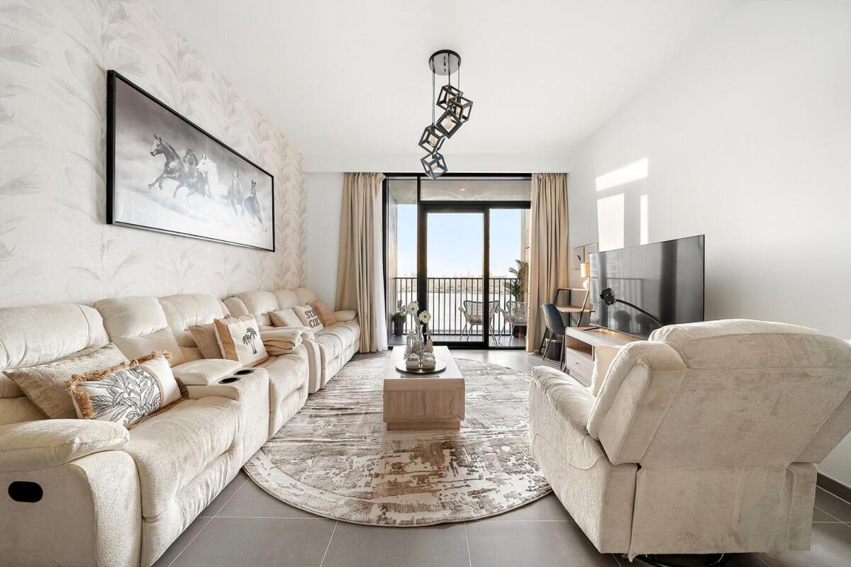 First Class 2br Mesmerizing Creekfront Views Apartment