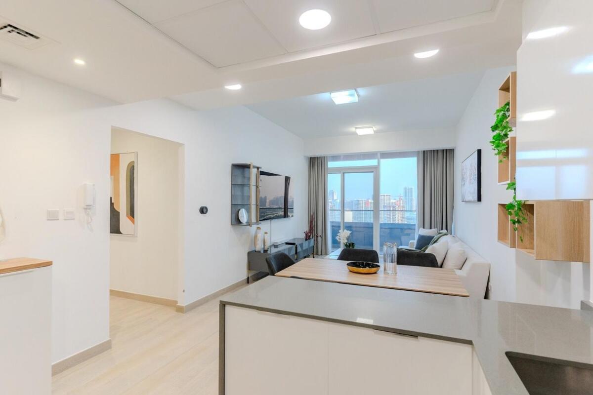 Spacious L Opened View L Fits 4 Dubai