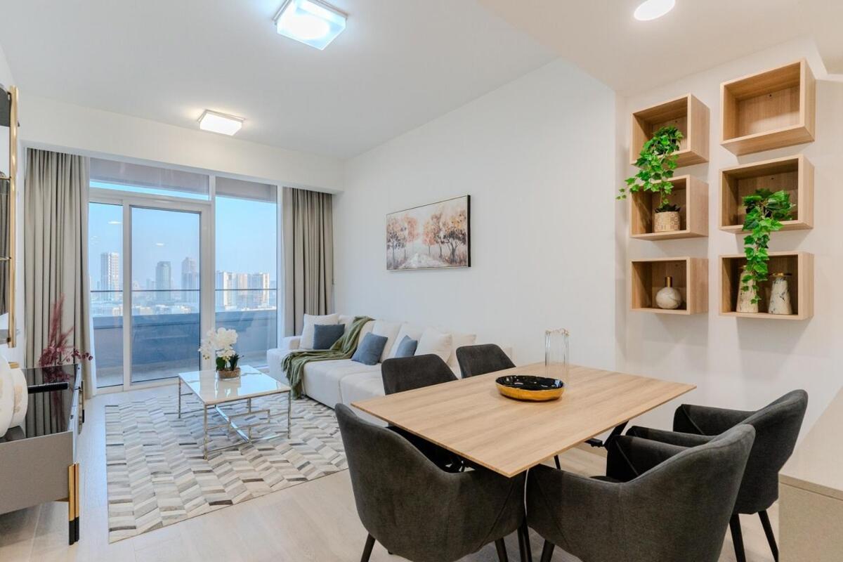 Spacious L Opened View L Fits 4 * Dubai
