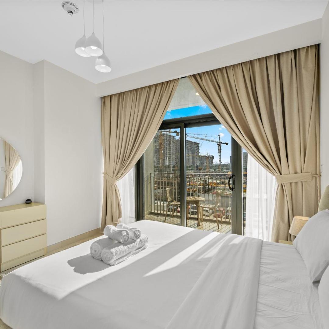 1bhk Monthly Retreat At Park Point C-dubai Hills
