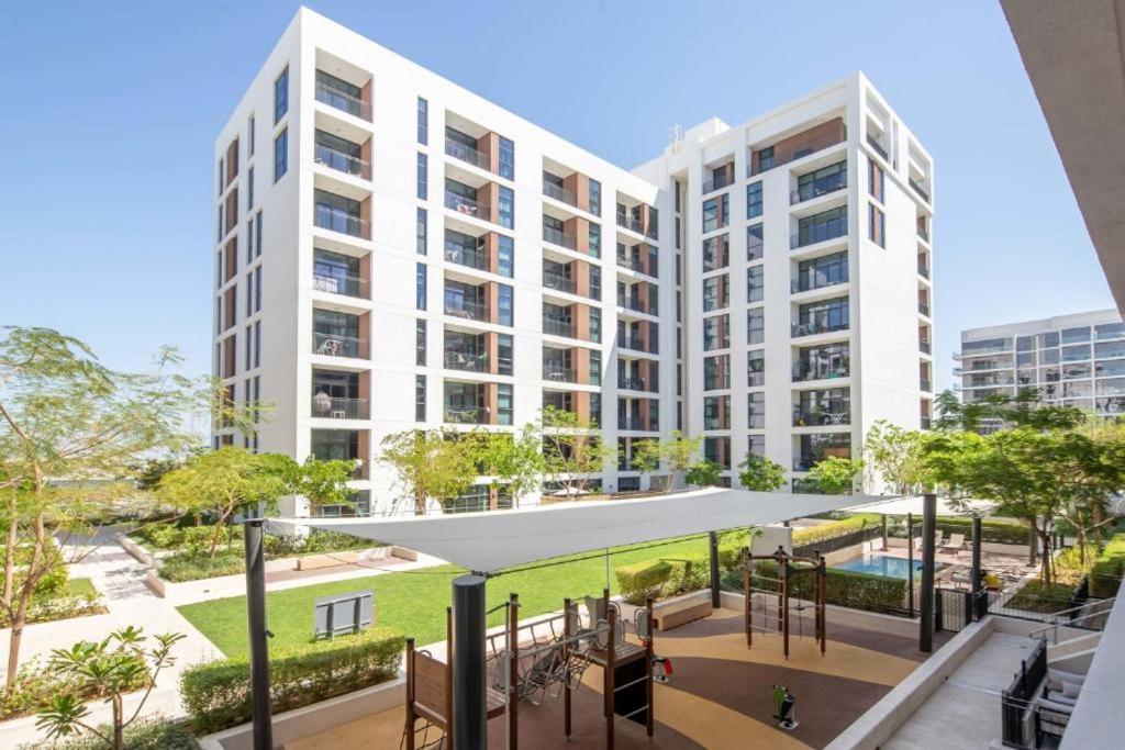 1bhk Monthly Retreat At Park Point C-dubai Hills