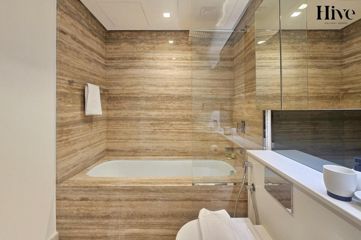 Luxury 3 Bedroom Townhouse In Business Bay Holiday home *