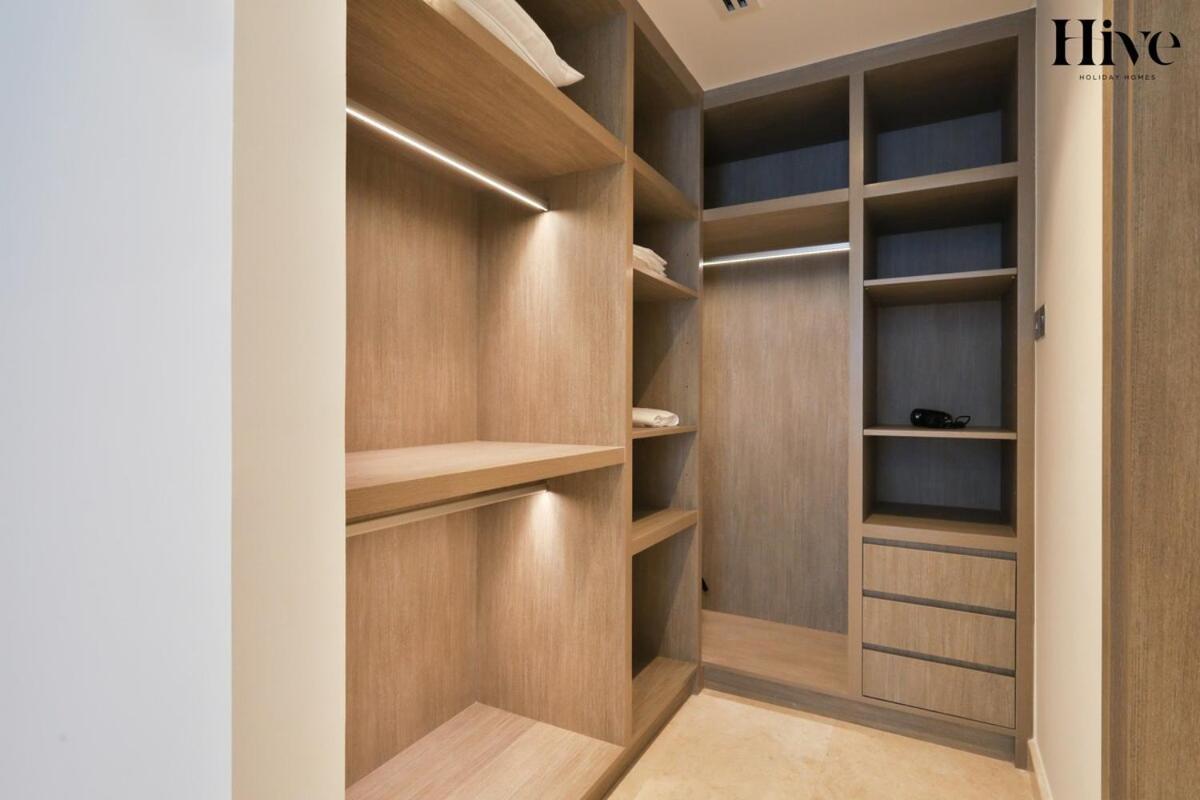 Luxury 3 Bedroom Townhouse In Business Bay Dubai