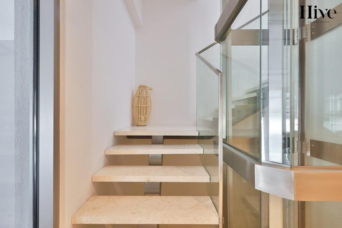 Luxury 3 Bedroom Townhouse In Business Bay Dubai