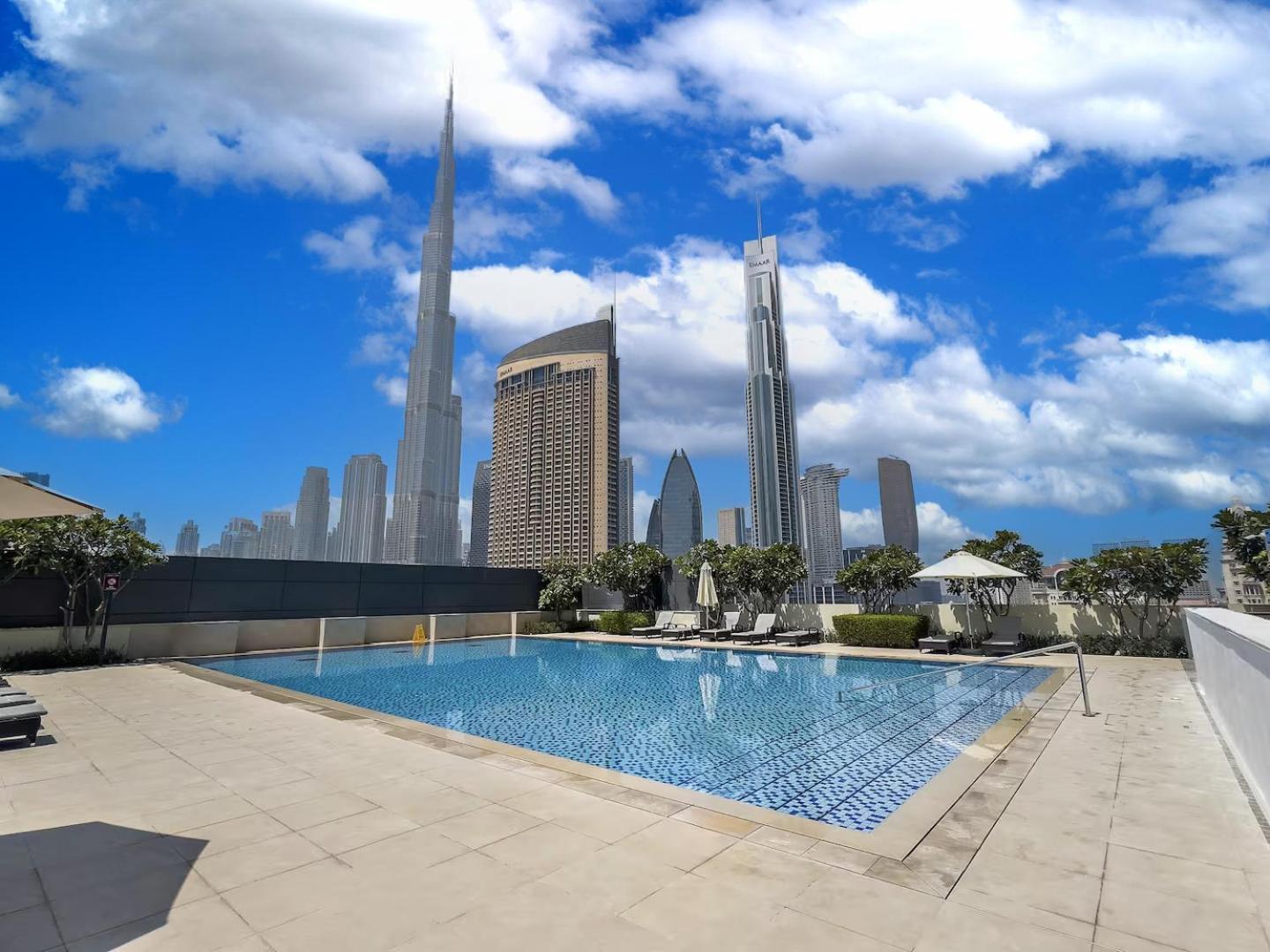 Burj Khalifa Lifestyle Boost! Fabulous 4bed Open View Corner Mall Access Apartment *