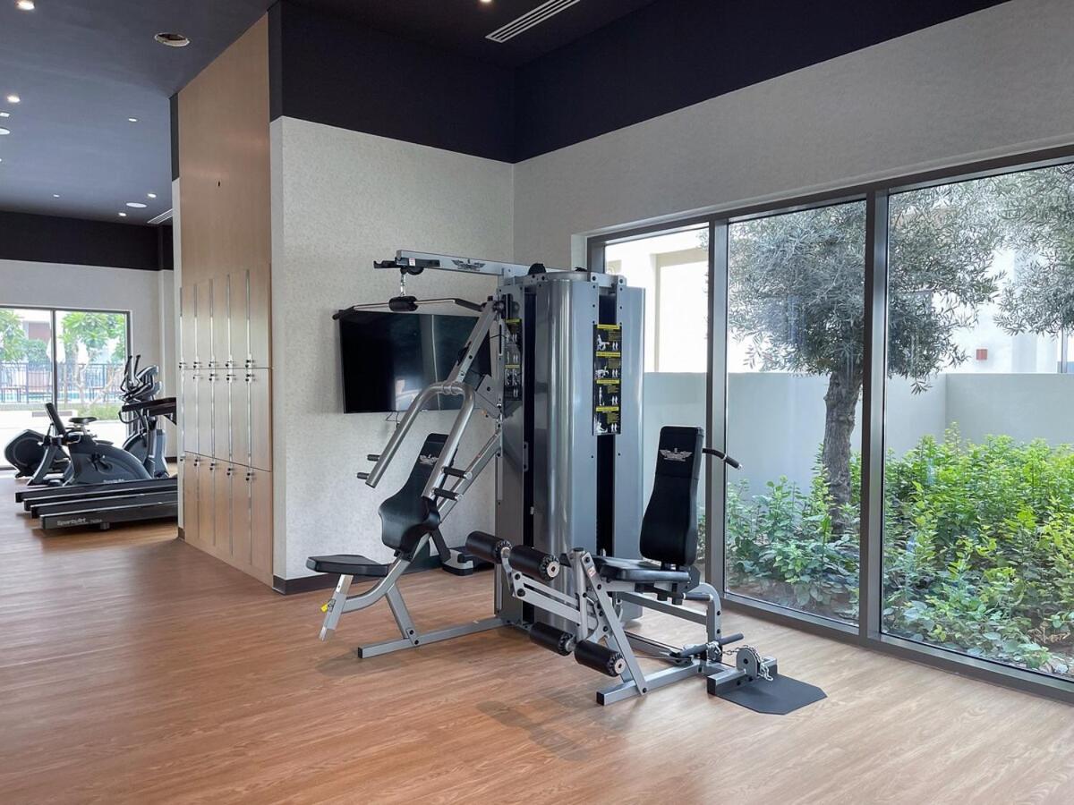 Elegant 4-bedroom Perfect For Families In Creek Harbour Apartment Dubai