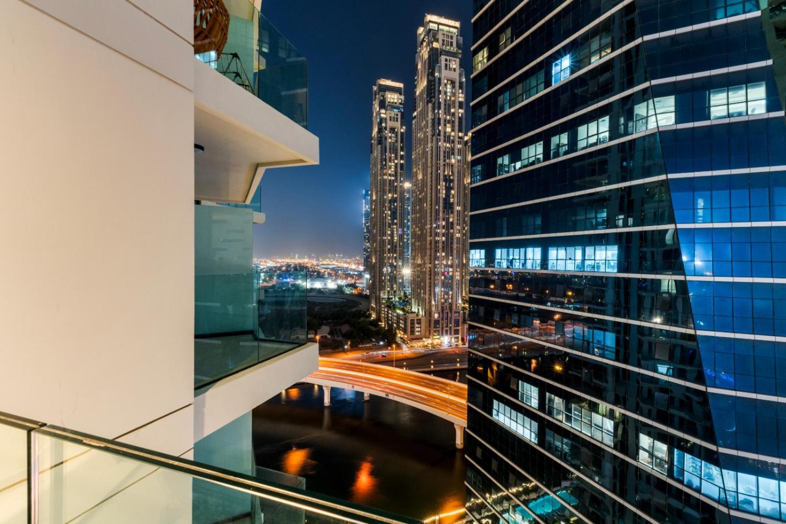 Apartment Missoni Tower 1br 4 Pex 5 Mins From Burj Khalifa *
