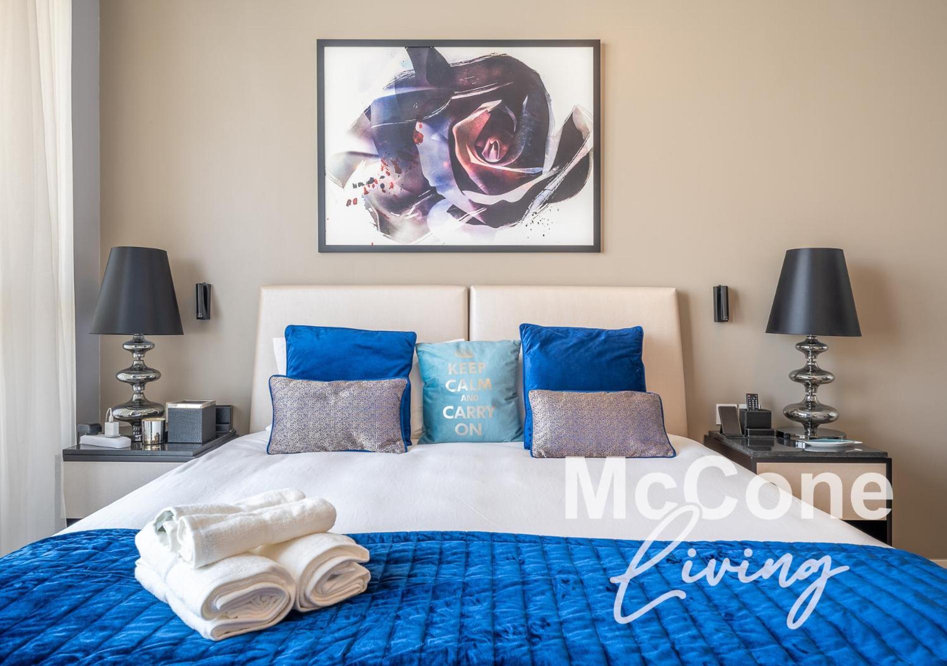 Stylish With Pool View & Free Parking Dubai