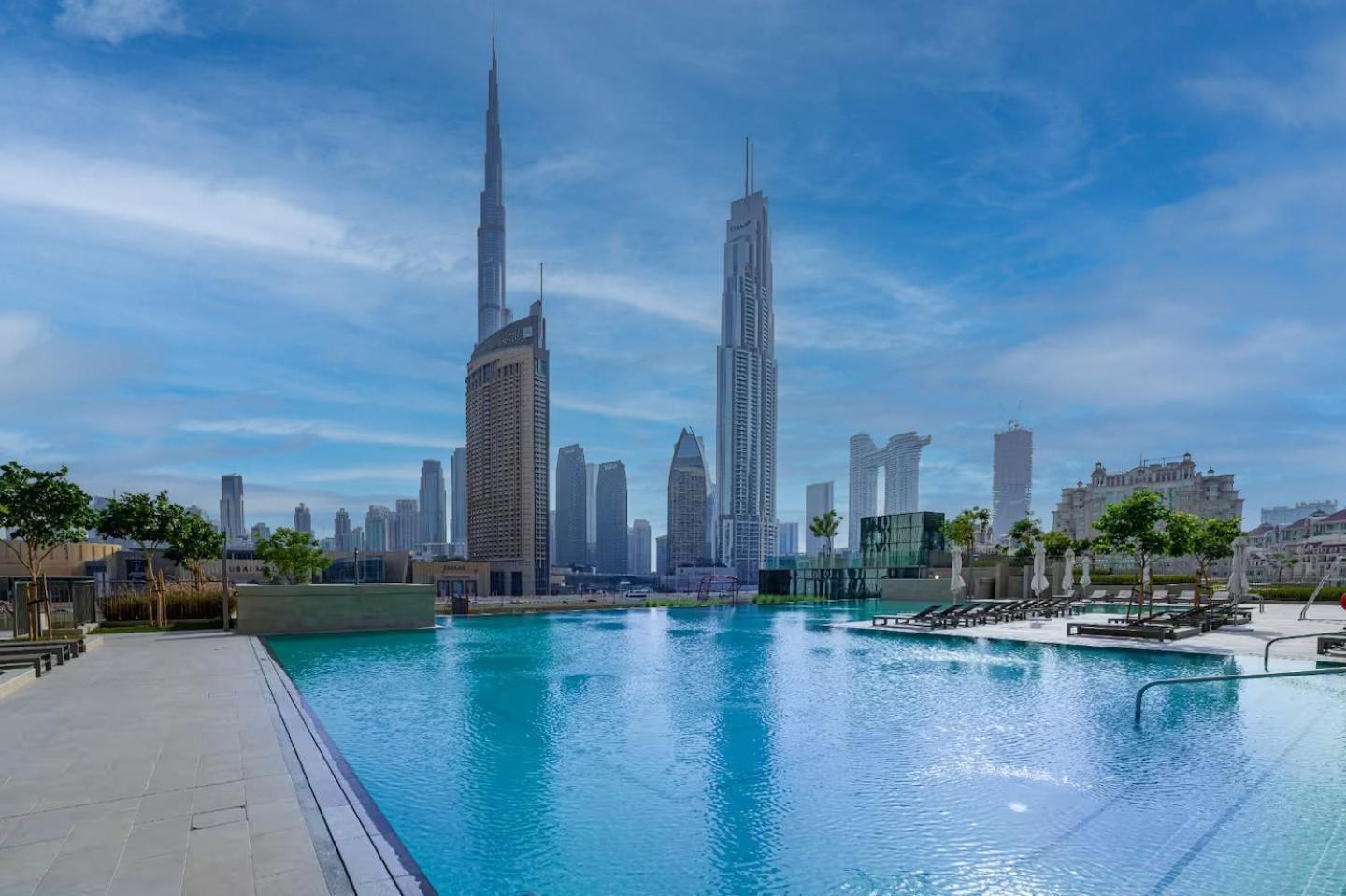 Apartment Burj Khalifa Lifestyle Boost! Fabulous 4bed Open View Corner Mall Access