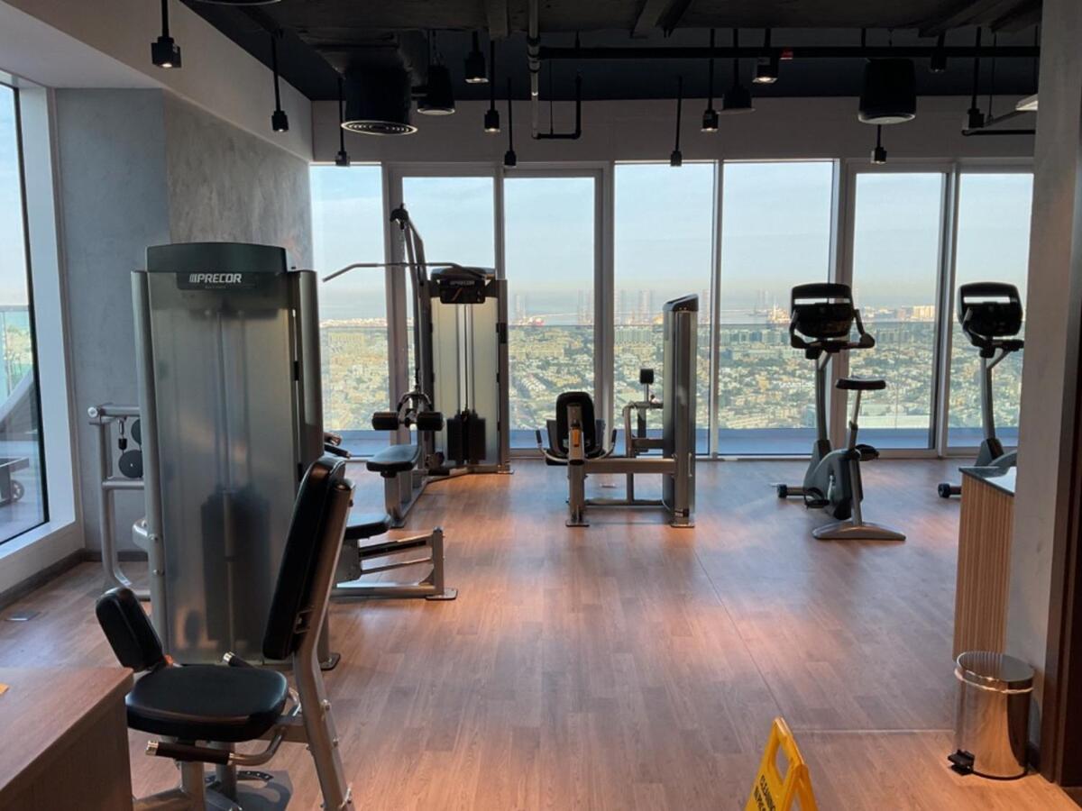 Vogue Al Wasl 1 East 17th Floor With Balcony View Of Zabeel Park And Frame, Walkable To Metro, Near Sheikh Zayed Road & World Trade Centre * Dubai