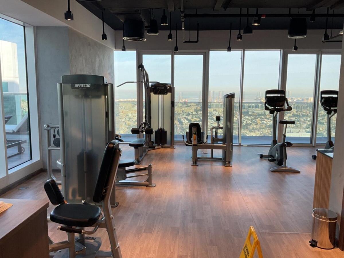 Vogue Al Wasl 1 East 17th Floor With Balcony View Of Zabeel Park And Frame, Walkable To Metro, Near Sheikh Zayed Road & World Trade Centre * Dubai