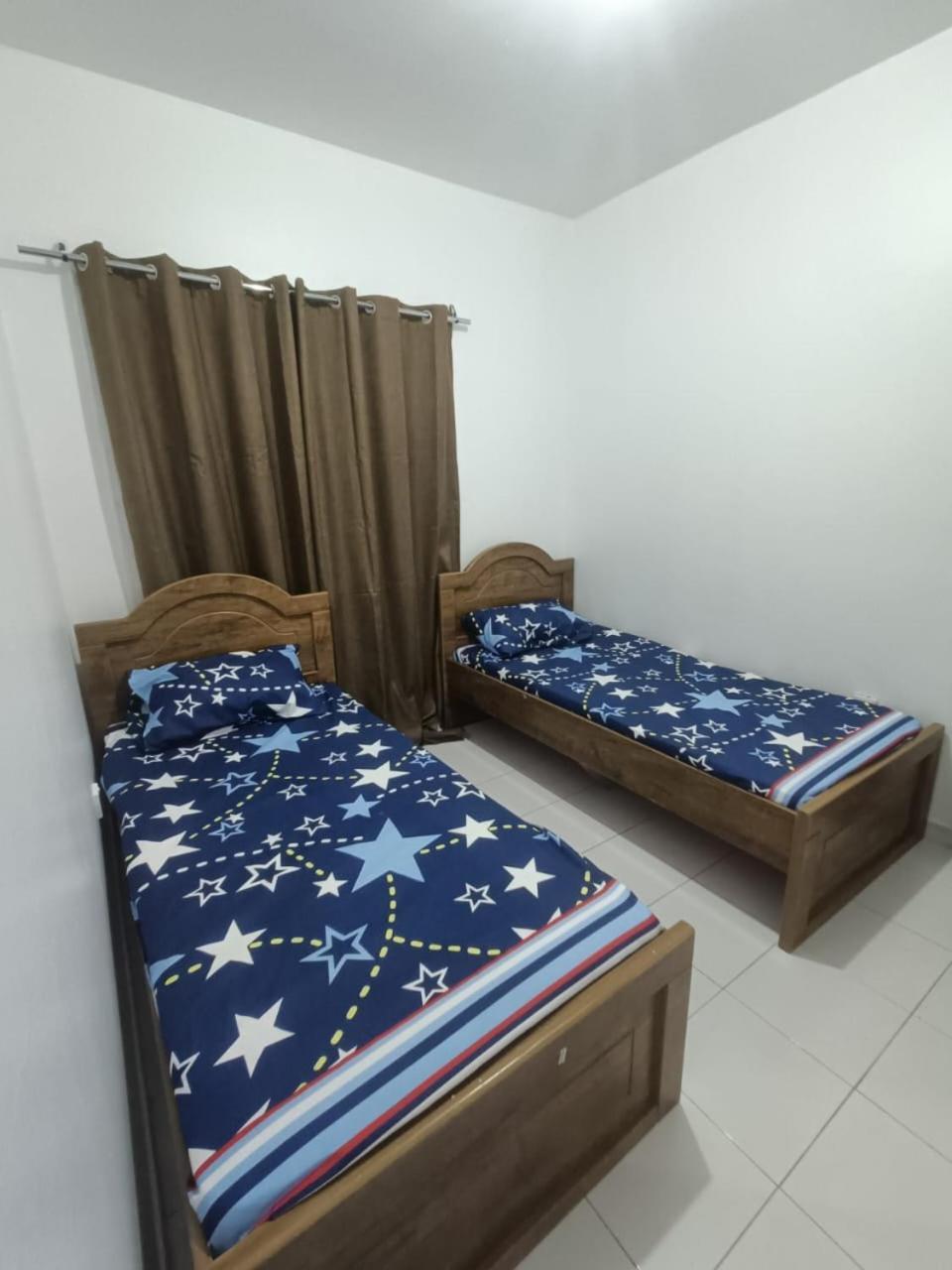 Homestay Brand New Unisex Single Partition In Center Of Bur *