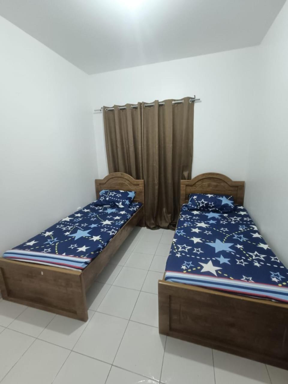 Homestay Brand New Unisex Single Partition In Center Of Bur *