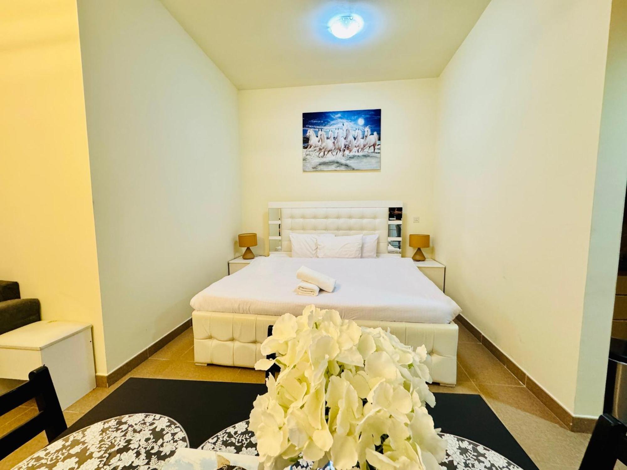 Premium Large In Hamilton Residency Business Bay Marasi Drive
