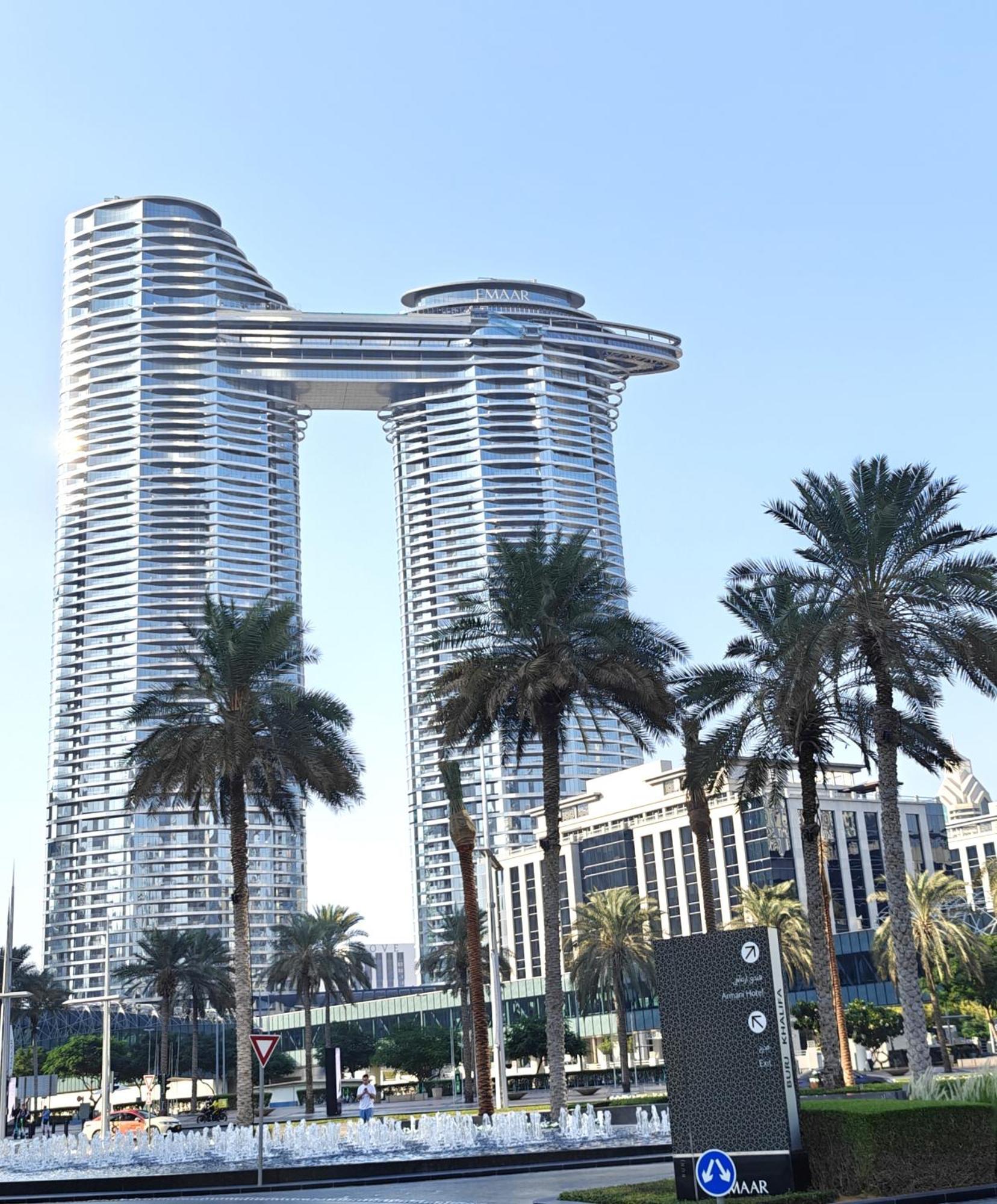 Luxurious In Downtown,