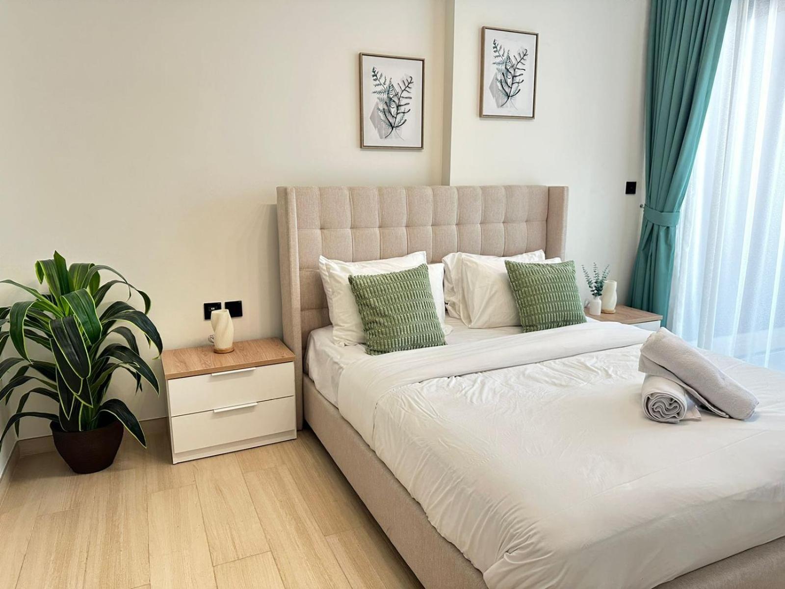 Apartment Brand New 2-bedroom With Balcony