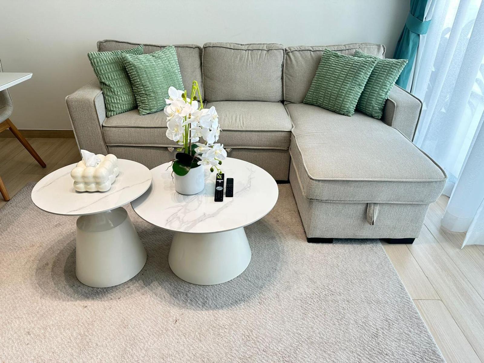 Brand New 2-bedroom With Balcony * Dubai