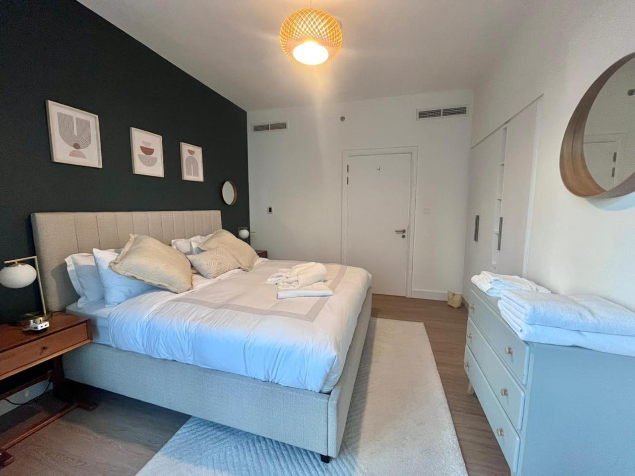 Apartment Bright And Spacious Flat Downtown Burj Khalifa