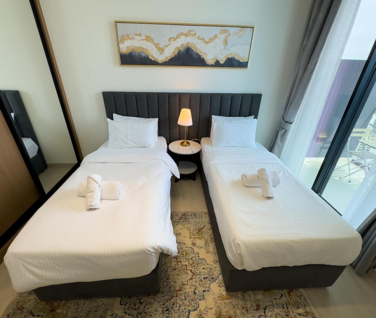 Apartment Cozy 1br In Jvc- Netflix, Pool, Pet Free Dubai