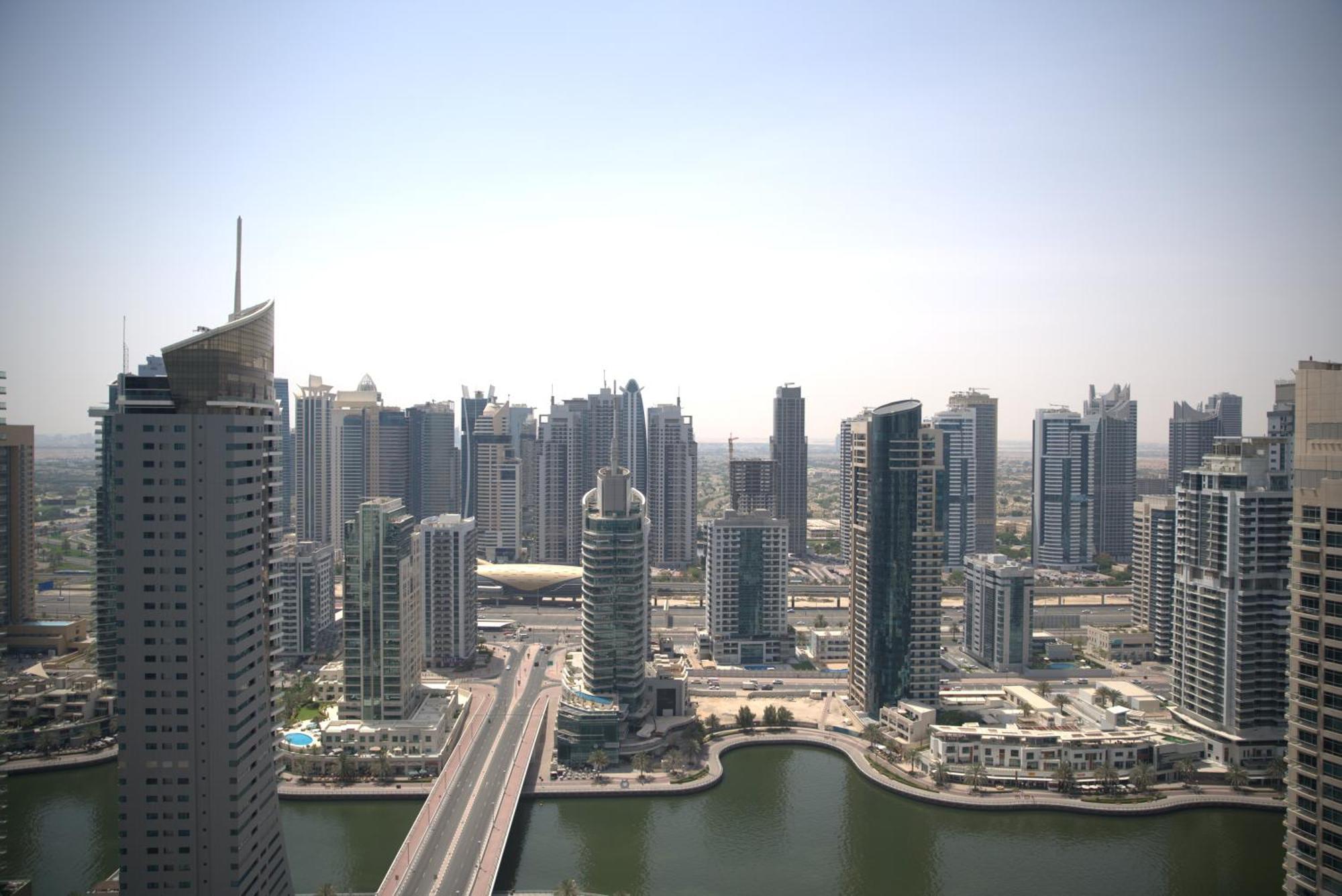 Barcelo Residences Marina