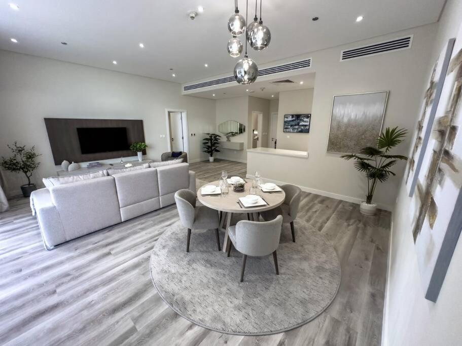 Fantastic Flat In Tiararesidence Apartment