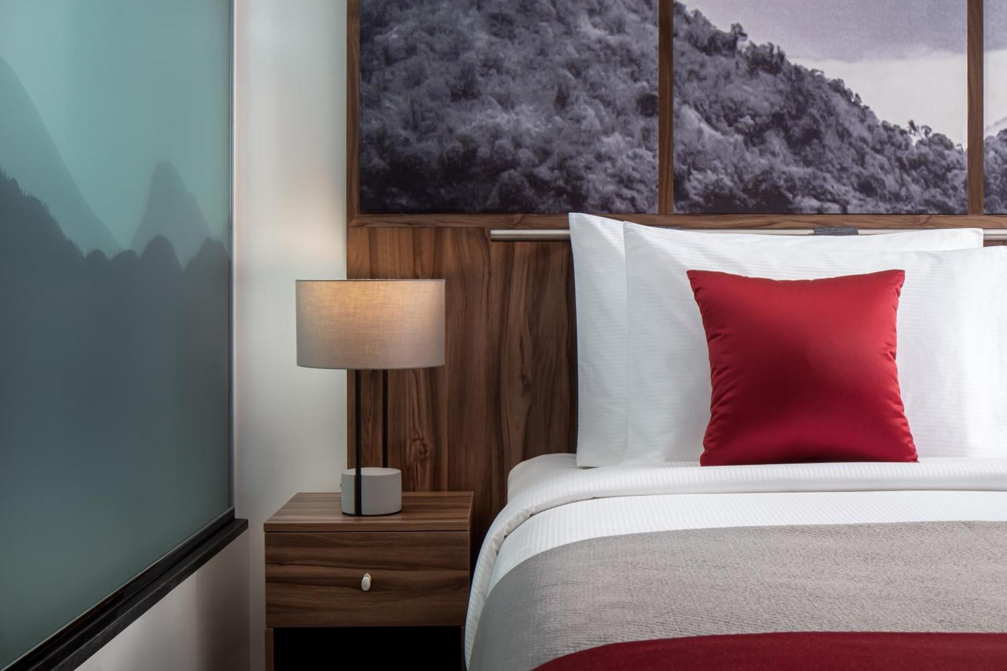 Sky Bay Business Bay 4*
