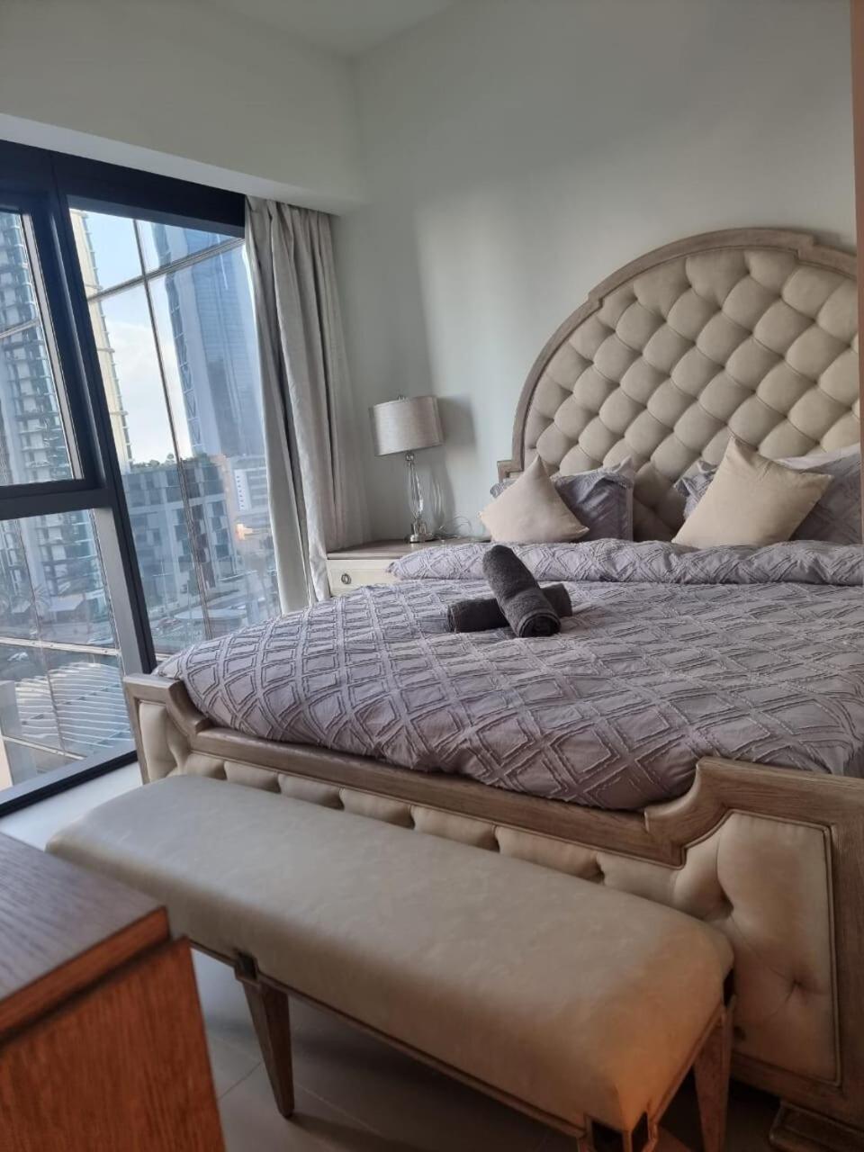 Apartment Luxury 2 Bedroom Act 1 *