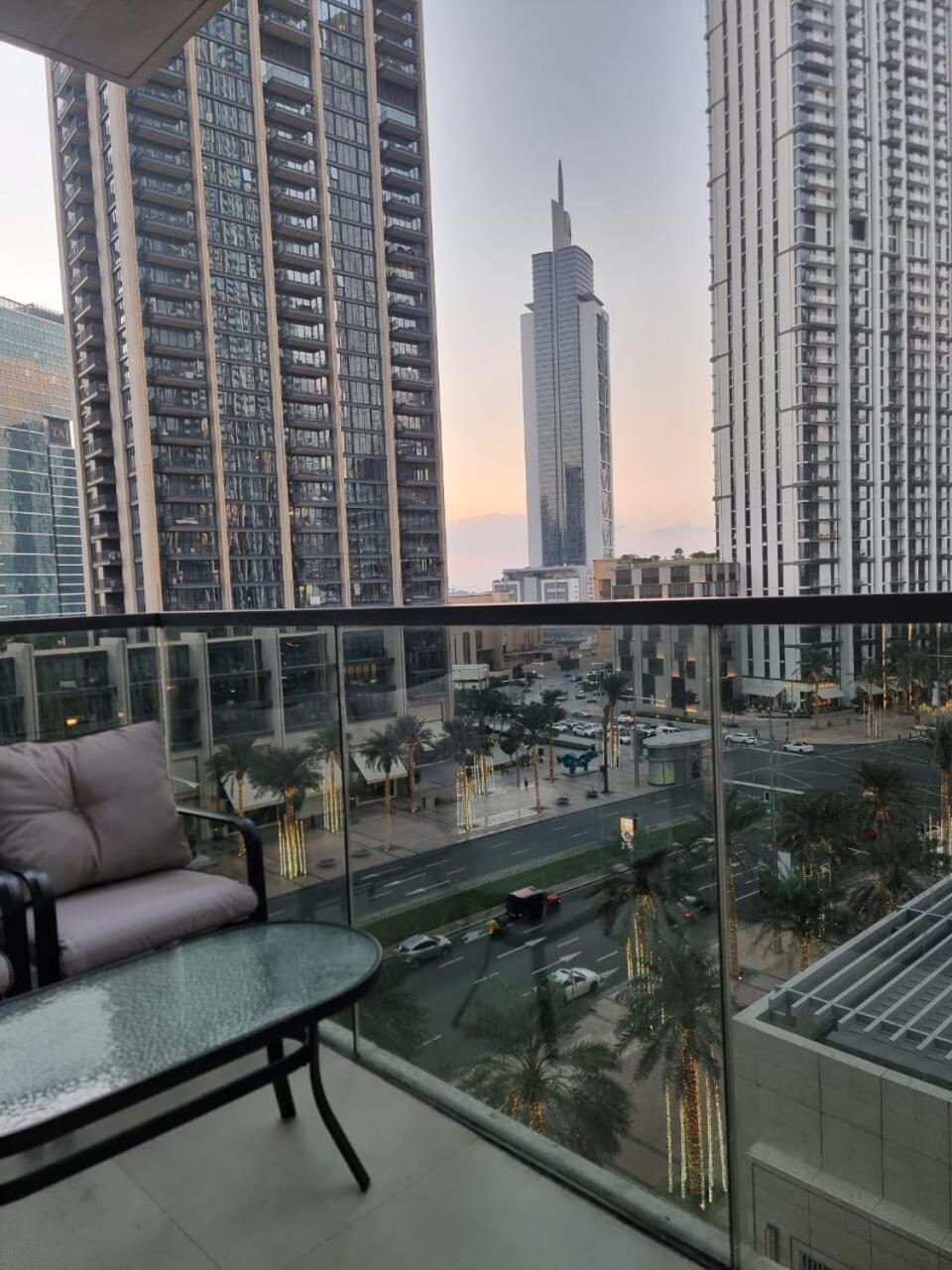 Luxury 2 Bedroom Act 1 Dubai