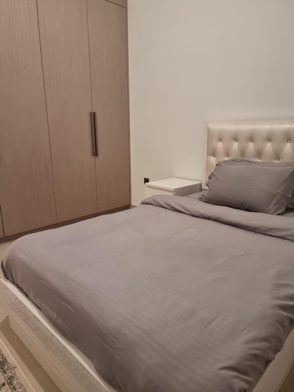 Luxury 2 Bedroom Act 1