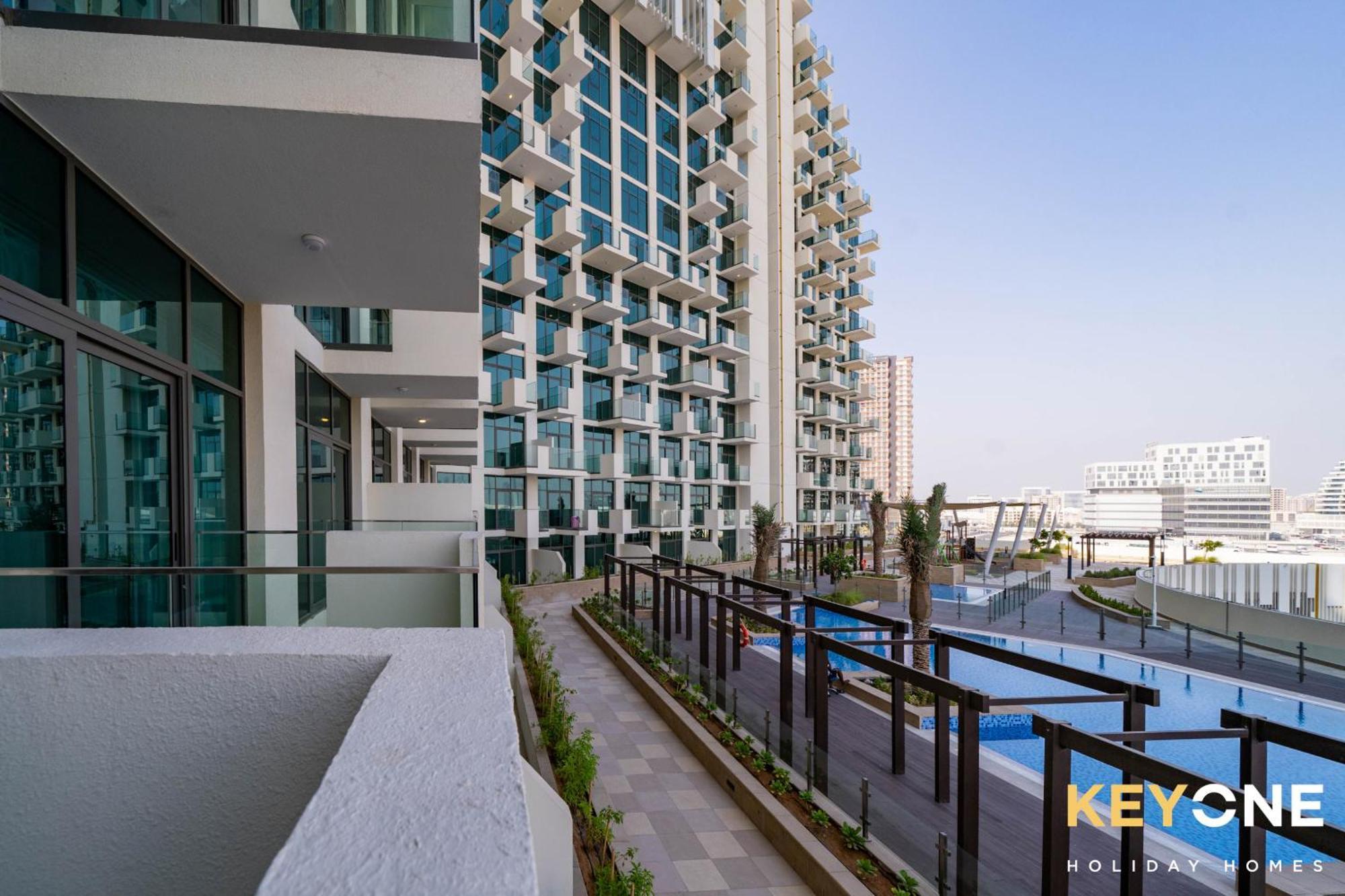 Farhad Exclusive Studio Suite Dubai
