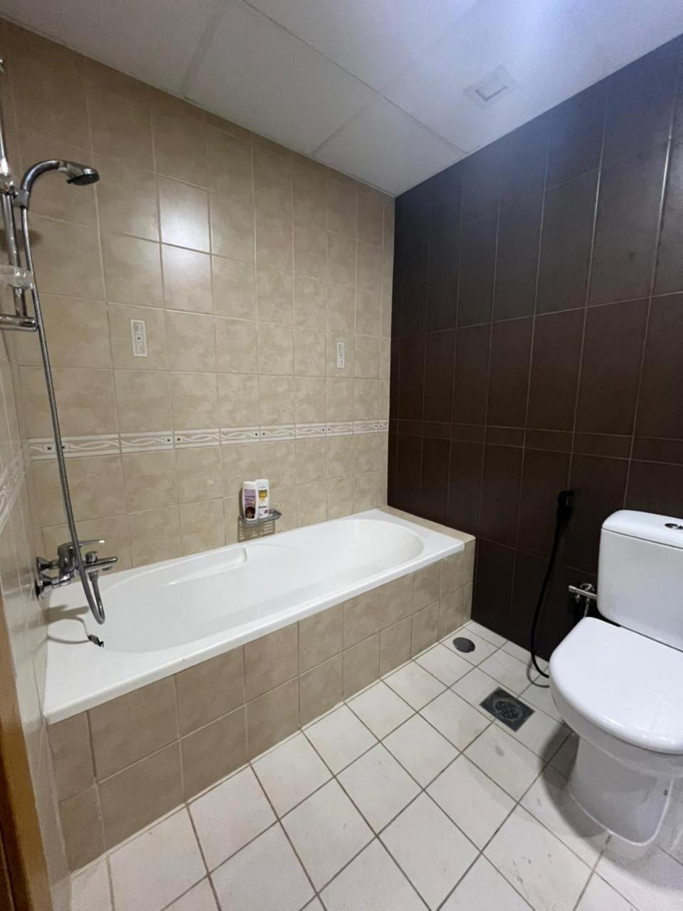 Tabs Homestay Dubai