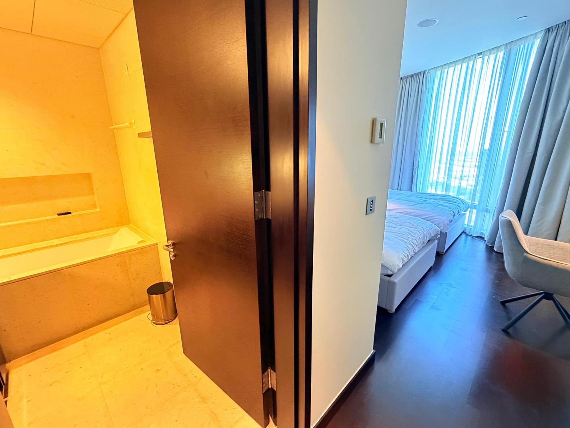 Fully Furnished 2 Bhk In Downtown Dubai