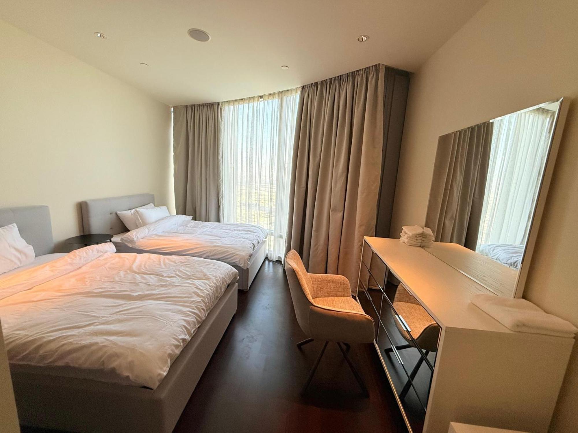Fully Furnished 2 Bhk In Downtown Apartment