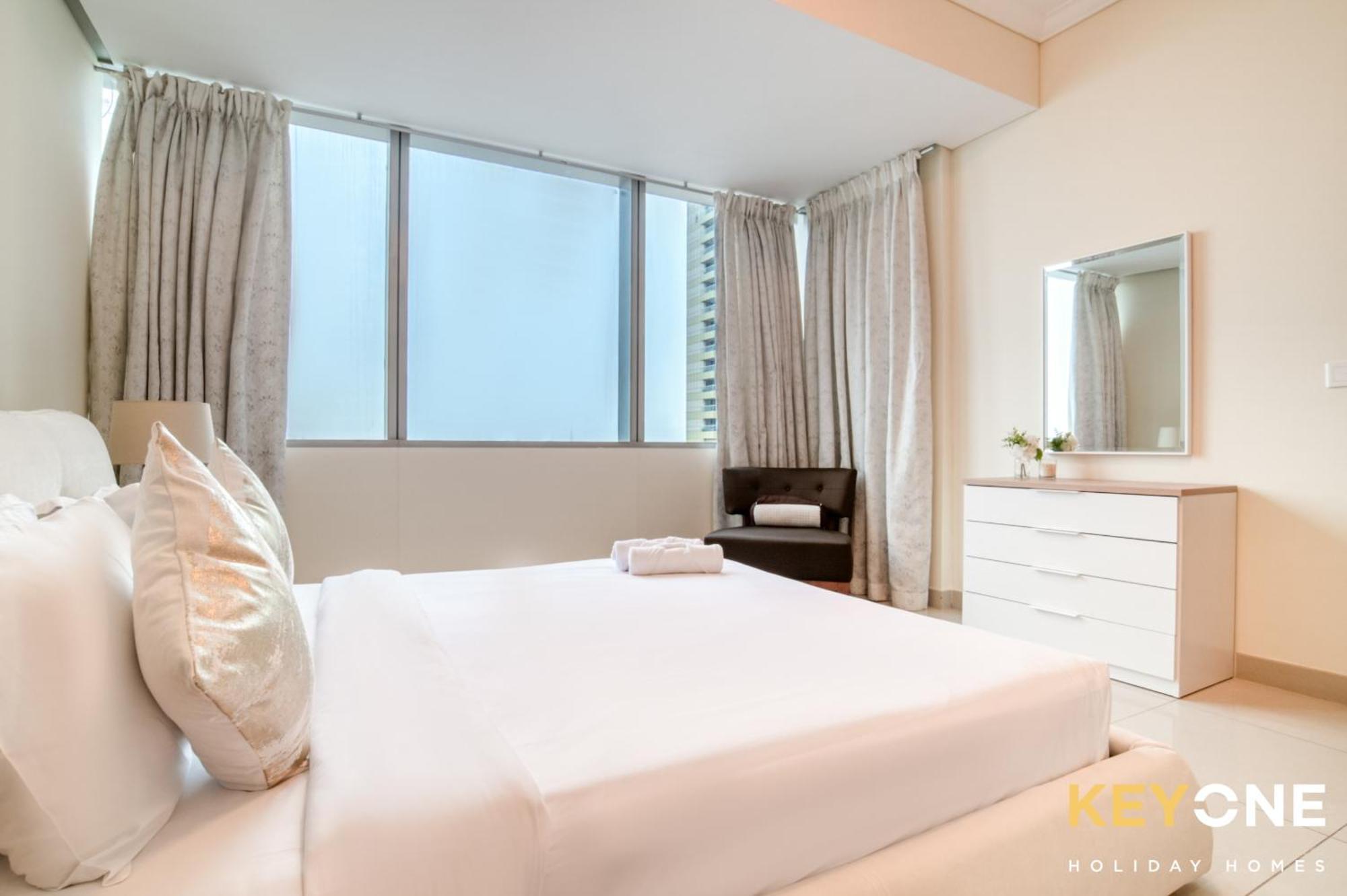 Captivating Sky & Sea Views In Two Bedroom Suite Apartment
