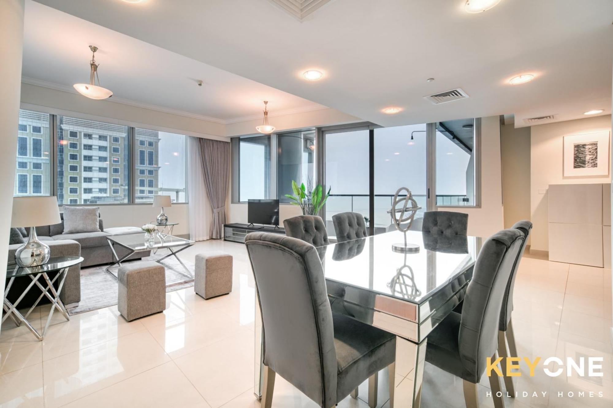 Apartment Captivating Sky & Sea Views In Two Bedroom Suite Dubai