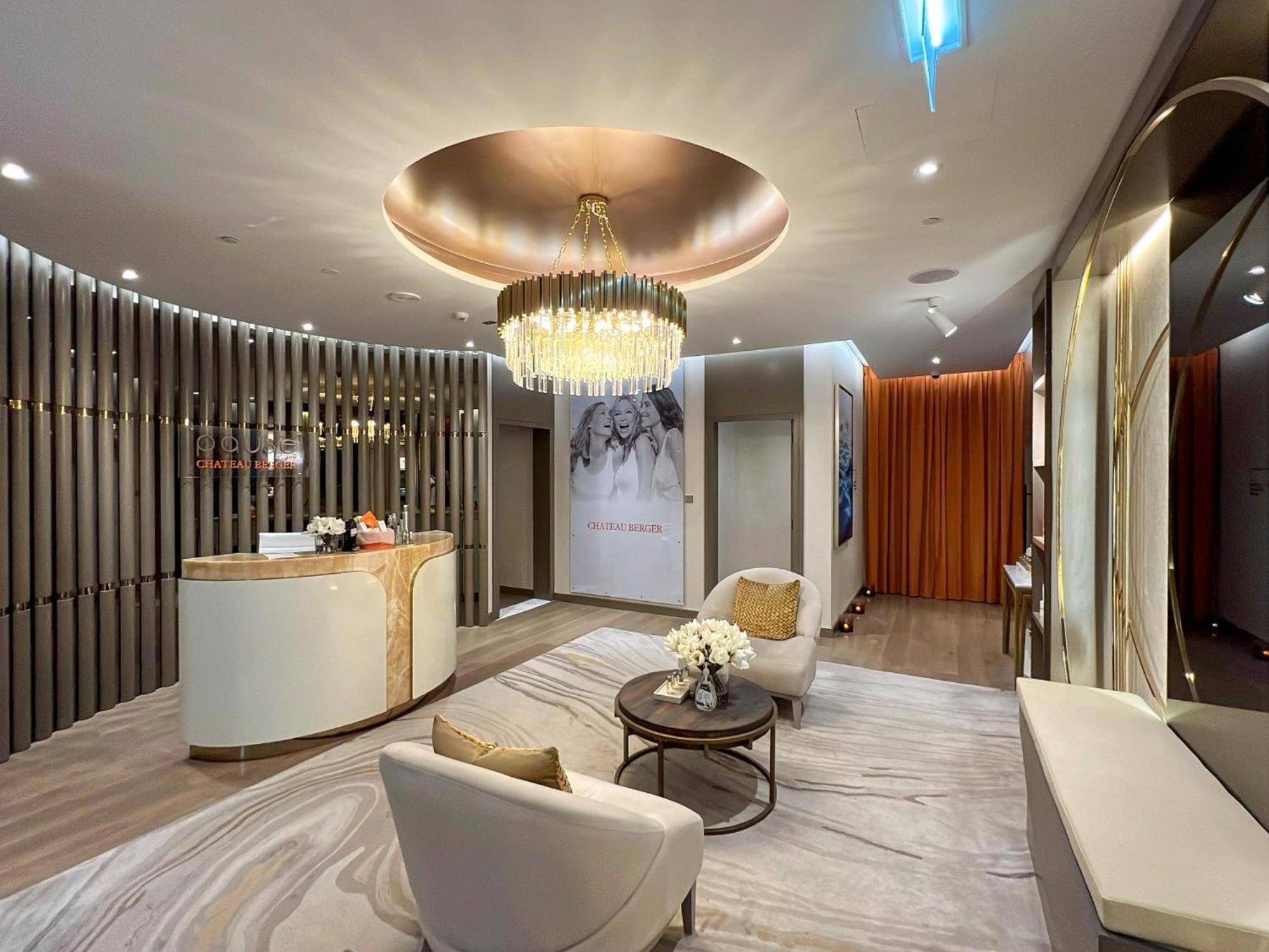 Paramount Tower And Residences With Infinity Sky Pool Apartment Dubai