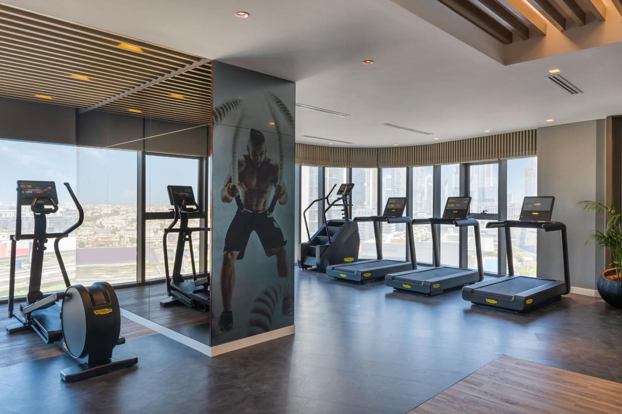 Paramount Tower And Residences With Infinity Sky Pool Apartment Dubai